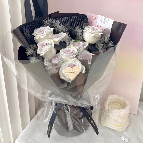 Manta rose bouquet