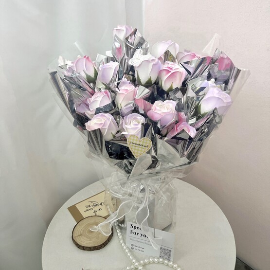 Special Aurora Roses