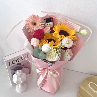 Convocation mix blooms 