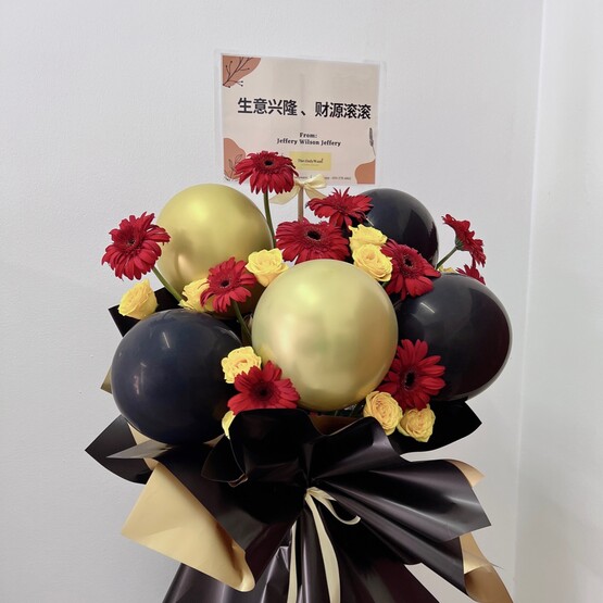 Simple opening flower stand