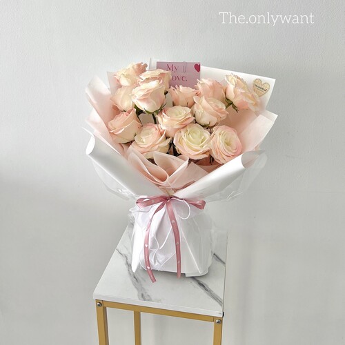 Aurora Pinky Roses