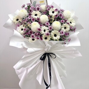 Condolences Flower Stand - Forever remembered 02