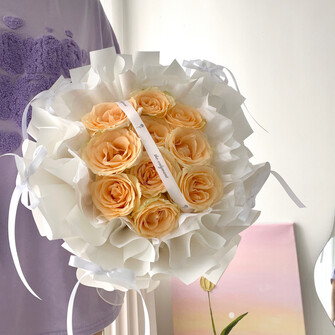 Champagne Roses in Ballet style