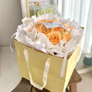 Champagne Roses in Ballet style