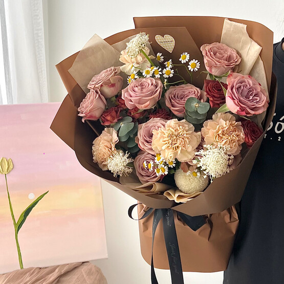 Grand cappuccino mix blooms