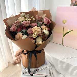 Grand cappuccino mix blooms