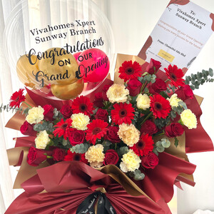 Red Gold opening flower stand 3