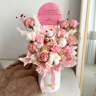 Pink white opening flower box (M size)